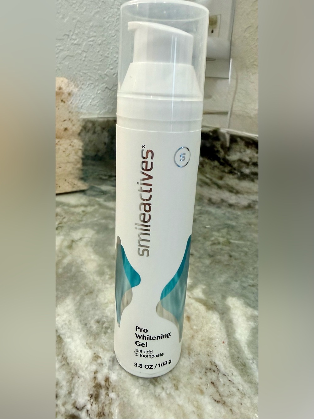Smileactives teeth whitening gel